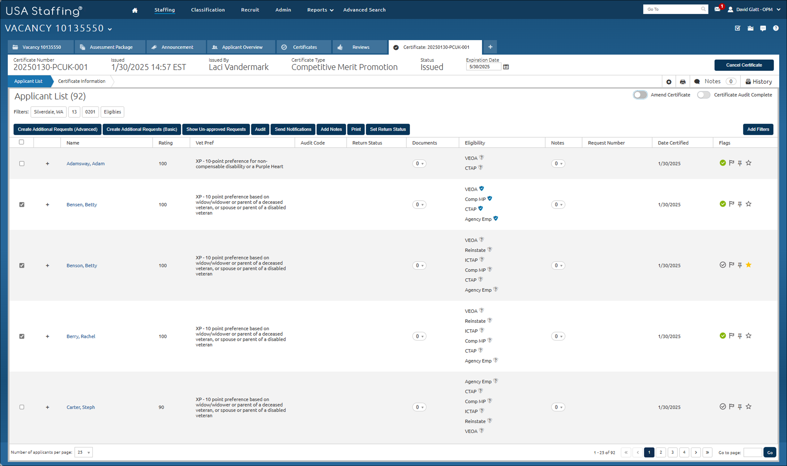 Selecting multiple applicants for new hire notification